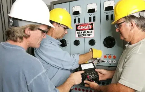 safety-training-electrical-safety-awareness-OSHAccredited-safety-institute
