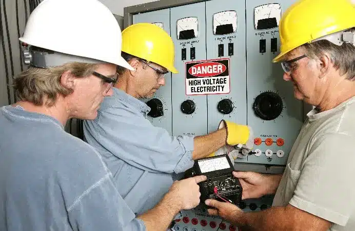 safety-training-electrical-safety-awareness-OSHAccredited-safety-institute